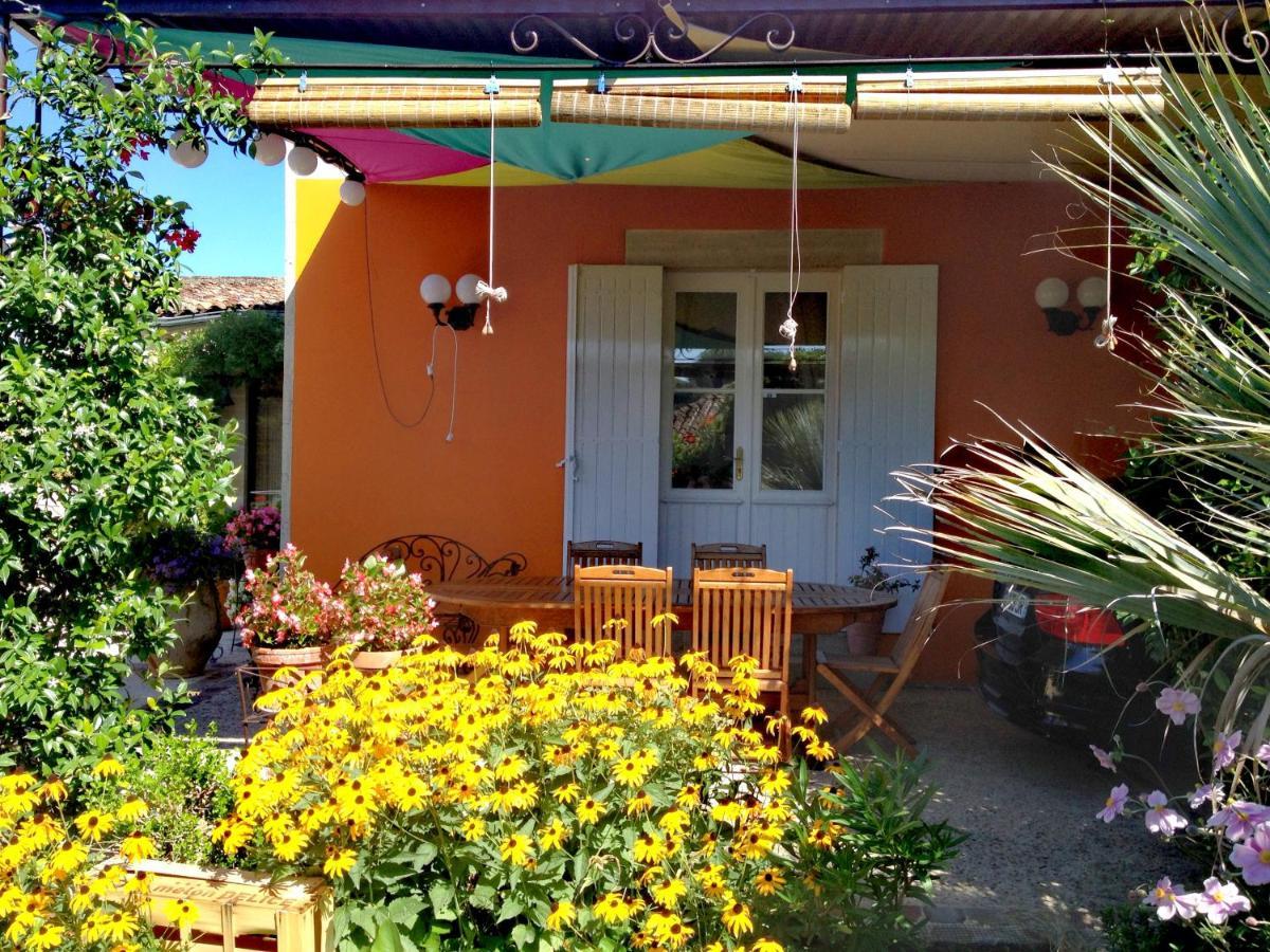 Au Bord De L'Eau Bed & Breakfast Pessac-sur-Dordogne Екстериор снимка