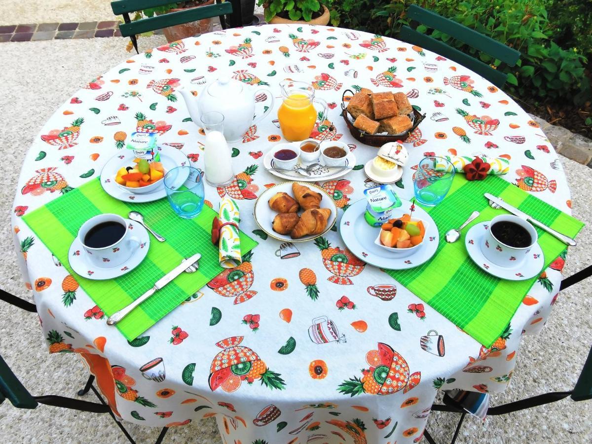 Au Bord De L'Eau Bed & Breakfast Pessac-sur-Dordogne Екстериор снимка